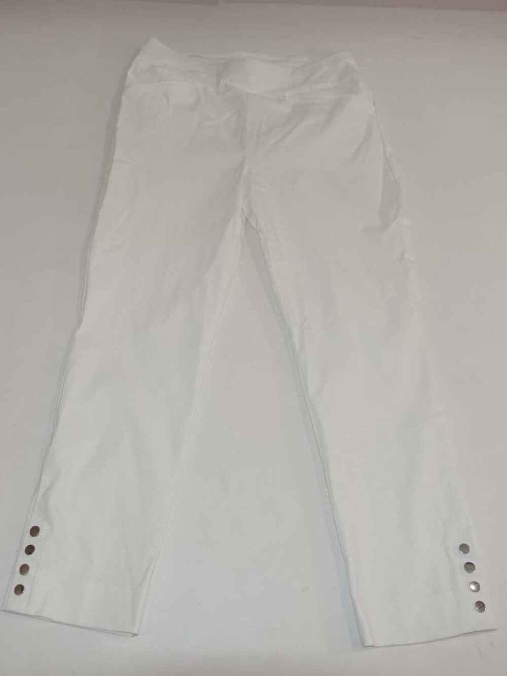 Chico's Women's Pull On Josie Slim Ankle Pants NWT Size 0.5 / 6 Alabaster White
